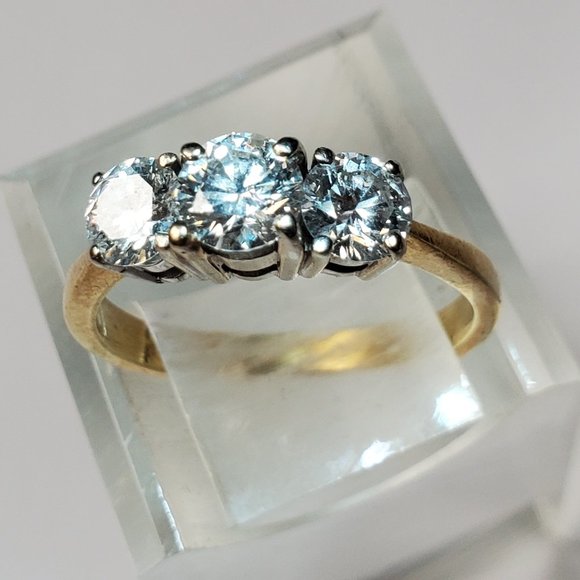 18K white gold women’s diamond ring - Picture 3 of 10